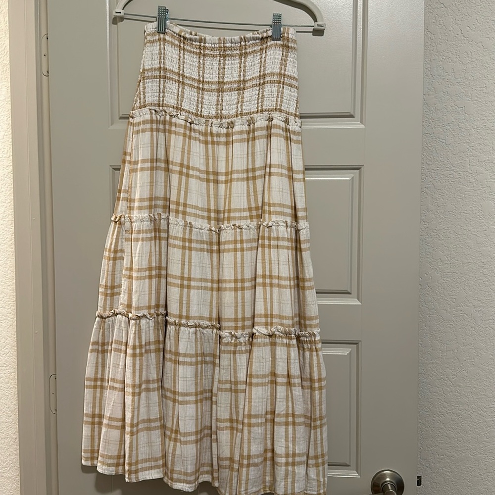 American Eagle midi flare striped dress. Only worn once! In good condition!